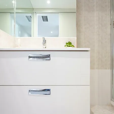 Malagasuite Beach 아파트 *