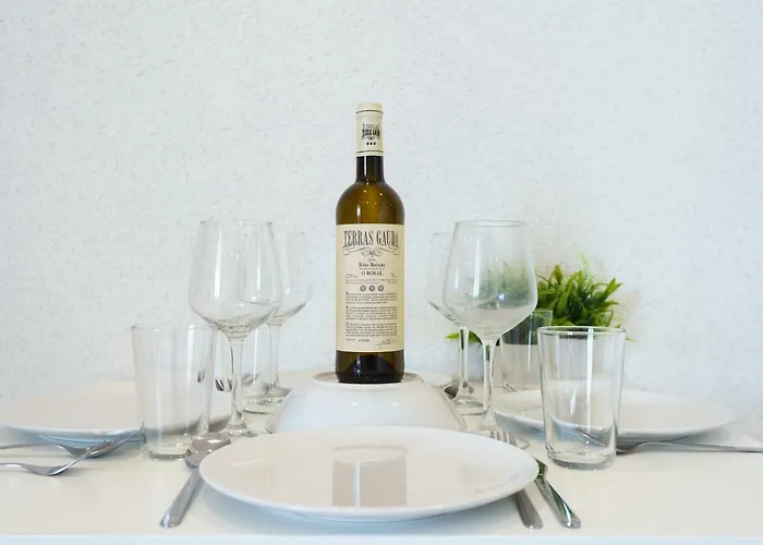 Malagasuite Beach Апартаменты *