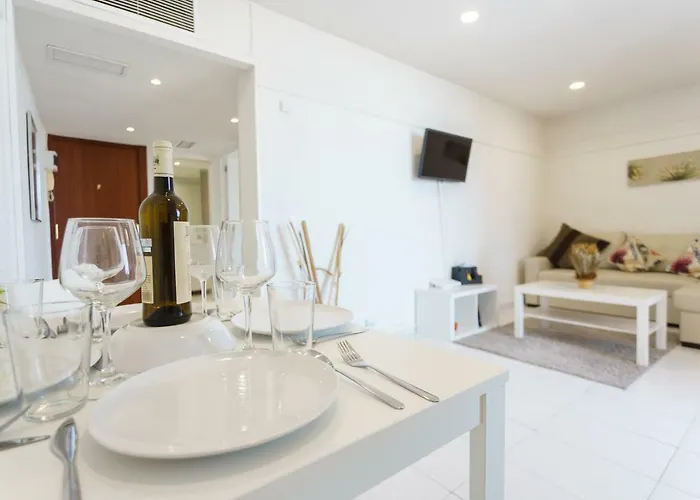 Malagasuite Beach * Фуэнхирола