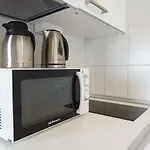 Апартаменти Malagasuite Beach *